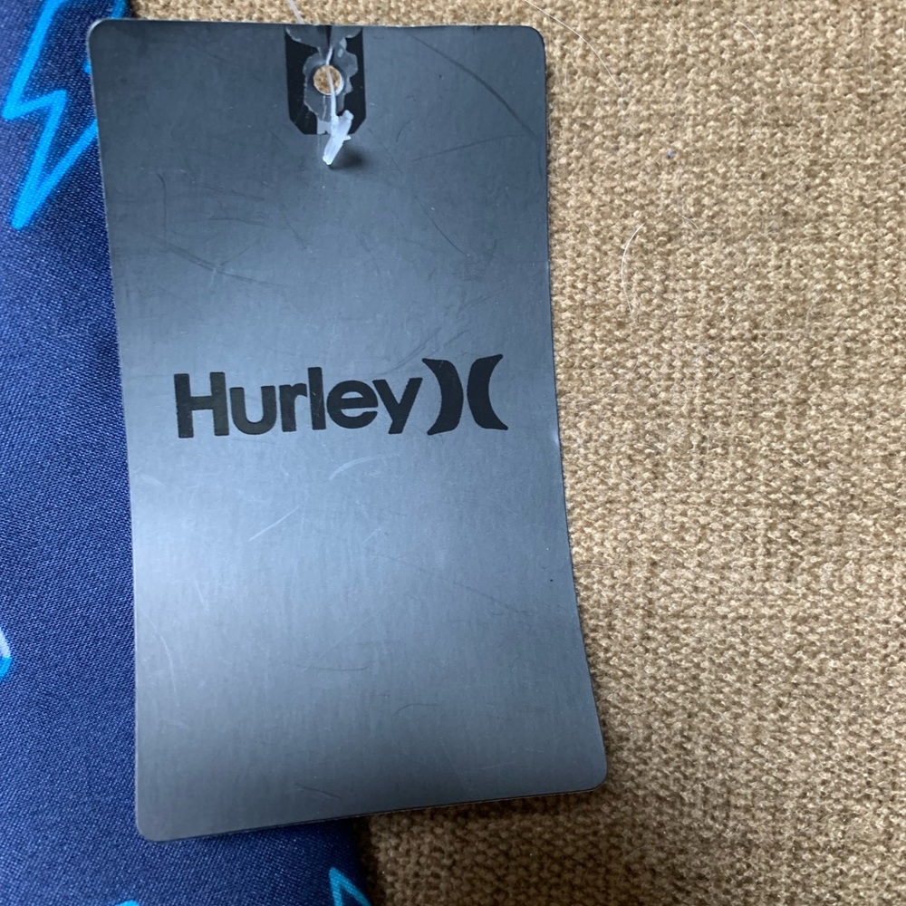 NWT Boys Hurley Swim Trunks. Size: Large - Picture 4 of 5